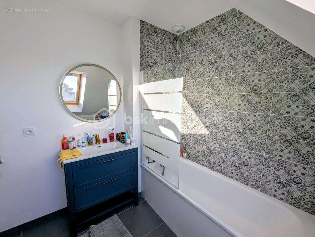 Maison à ROZ-SUR-COUESNON