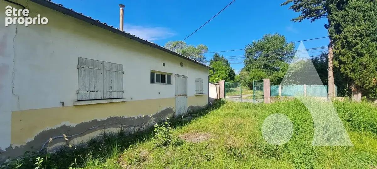 Maison mitoyenne à rénover-58 m² -Terrain de 316 m² -Salernes - photo 2
