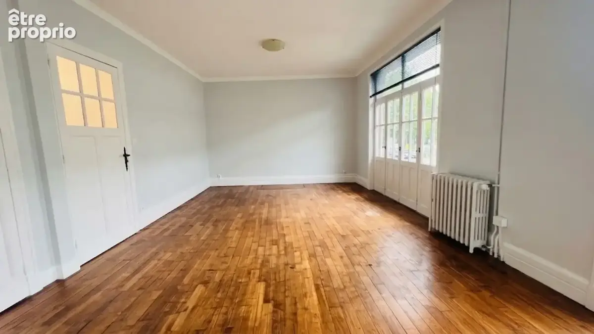 QUIMPER CENTRE (29) – Immeuble de 360 m² habitable avec jardin et garage - photo 5