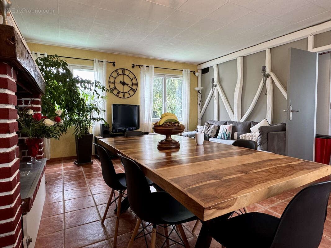 Maison à LIGNIERES-EN-VIMEU