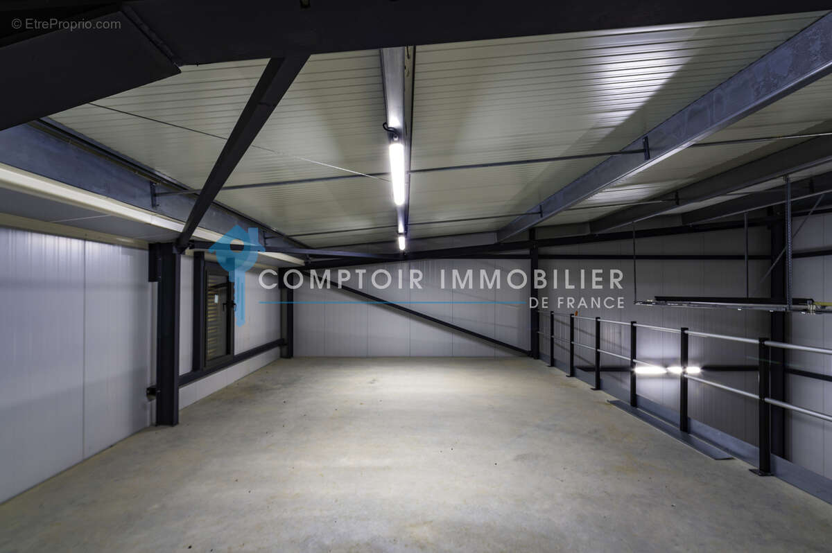 Commerce à DEYME