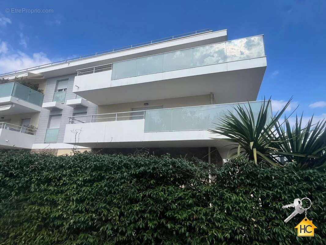Appartement à LE CANNET
