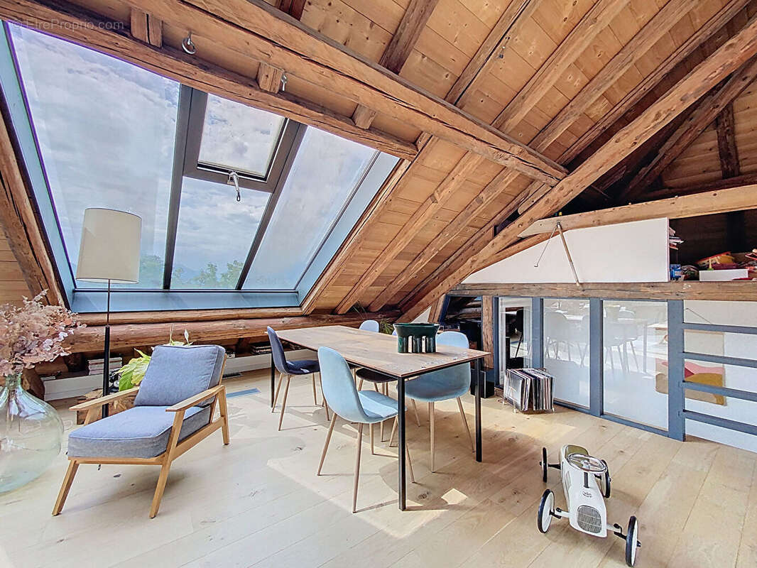 Appartement à ANNECY-LE-VIEUX