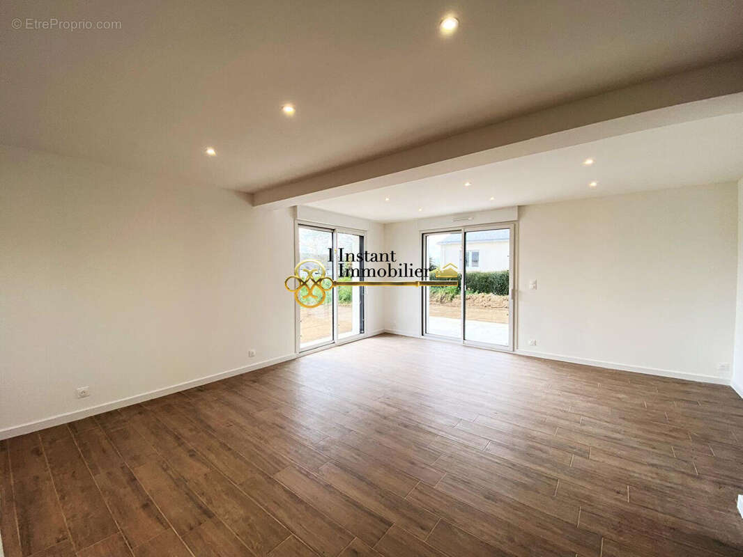 Maison à KERSAINT-PLABENNEC