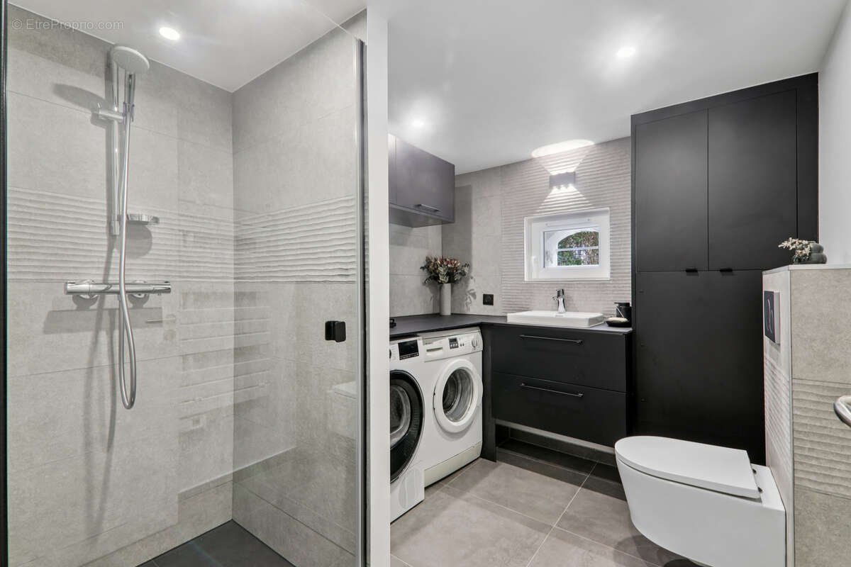 Appartement à SAINT-GRATIEN