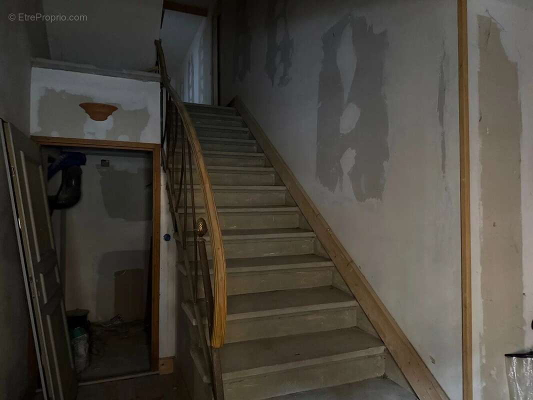 Appartement à LONS-LE-SAUNIER