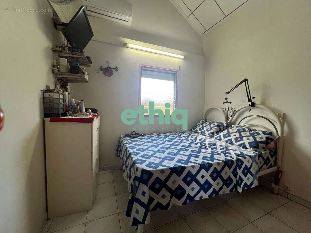 Maison à CAPESTERRE-BELLE-EAU