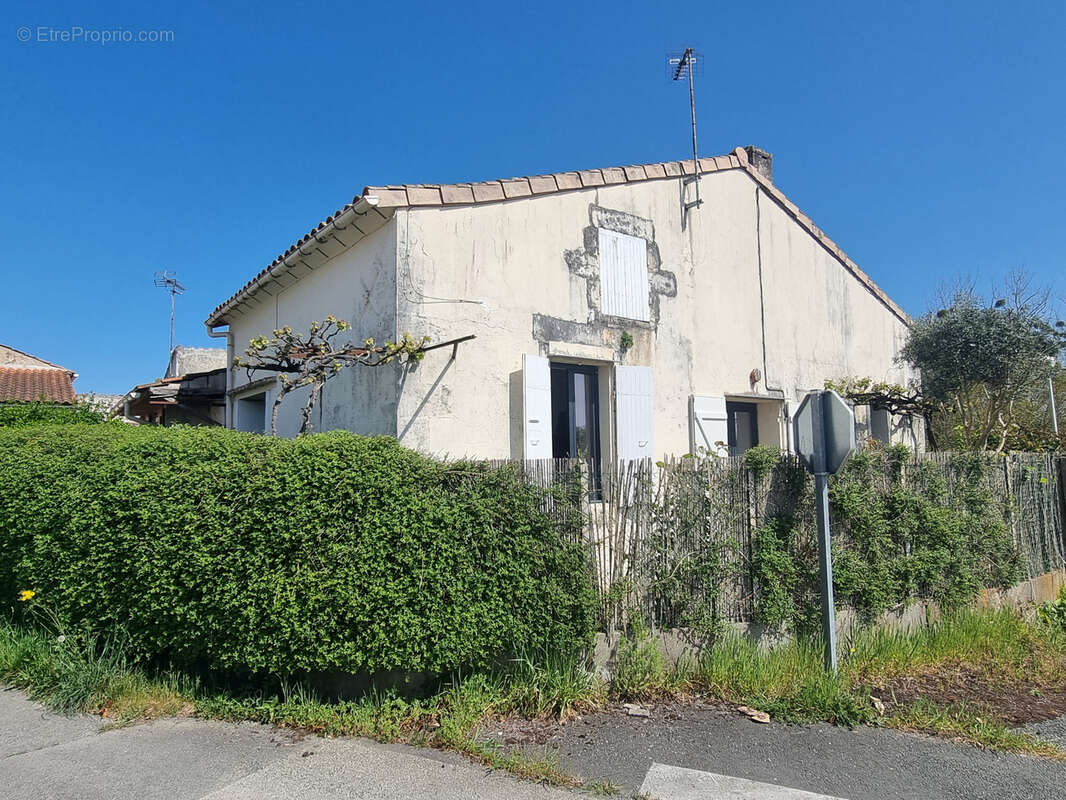 Maison à CABARIOT
