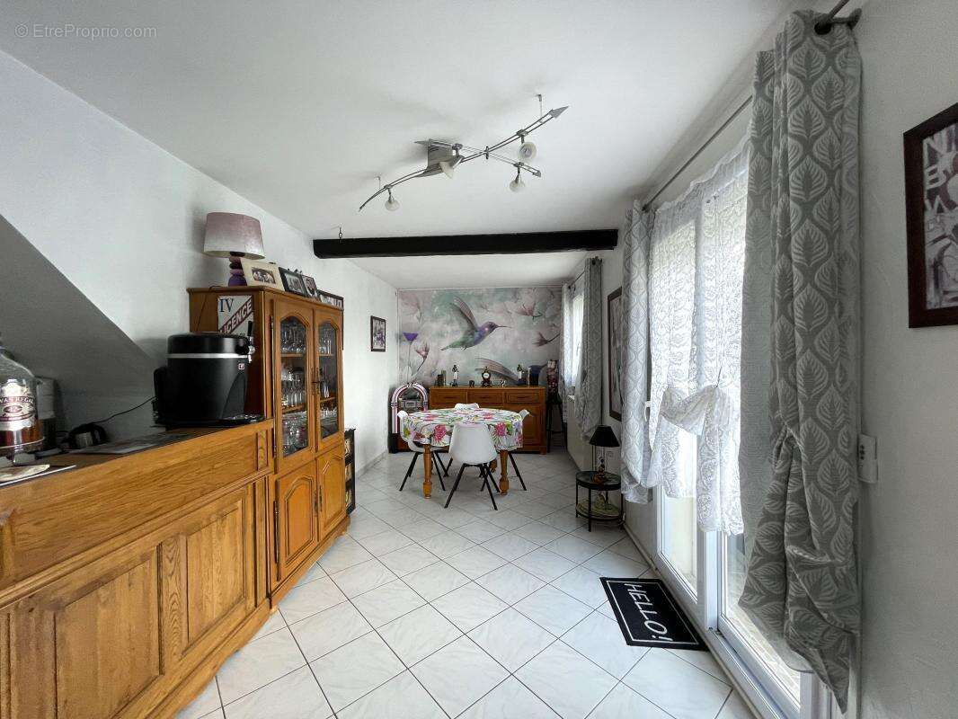 Maison à MAROLLES-EN-HUREPOIX