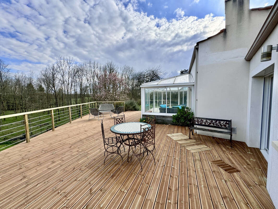 Maison à CORCOUE-SUR-LOGNE