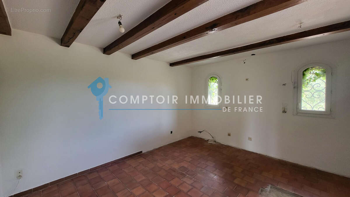 Villa Saint-Christol-Les-Ales de 218 m2 habitables sur un terrain de 2396 m2 - photo 14