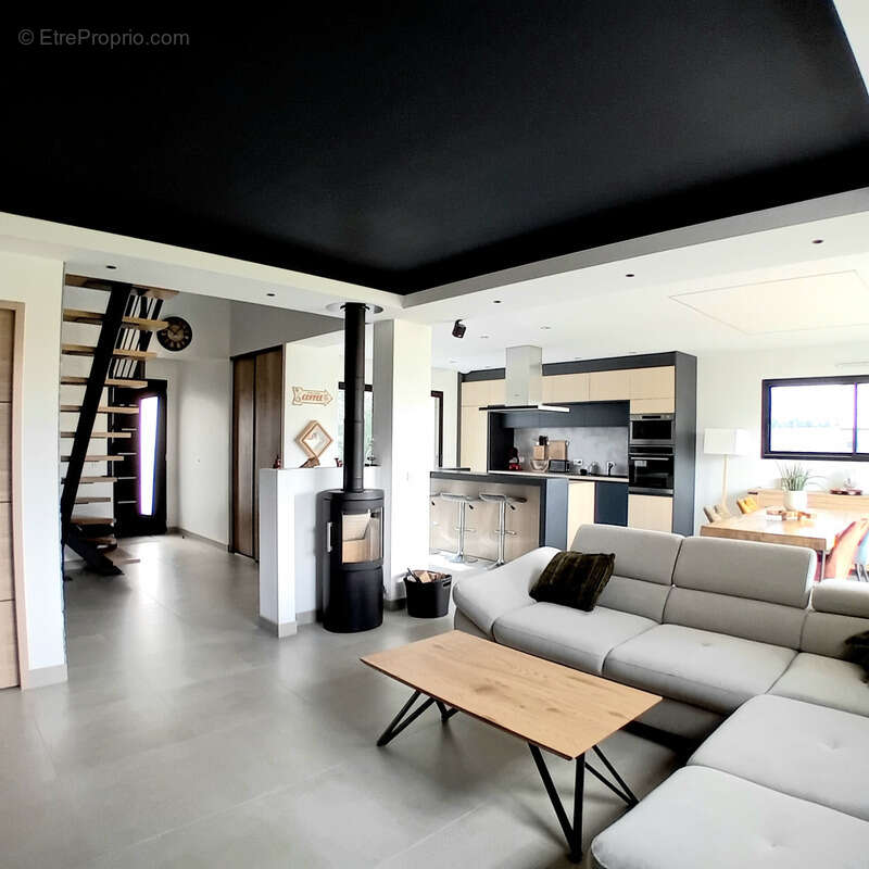 Maison à FRESNEY-LE-PUCEUX