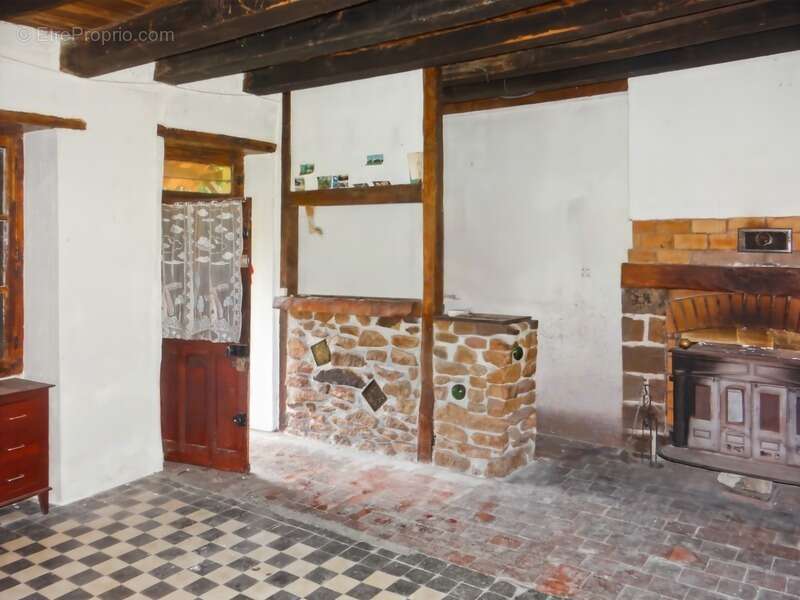 Maison de campagne à rénover – Beau potentiel – Terrain 1 060 m² - photo 13