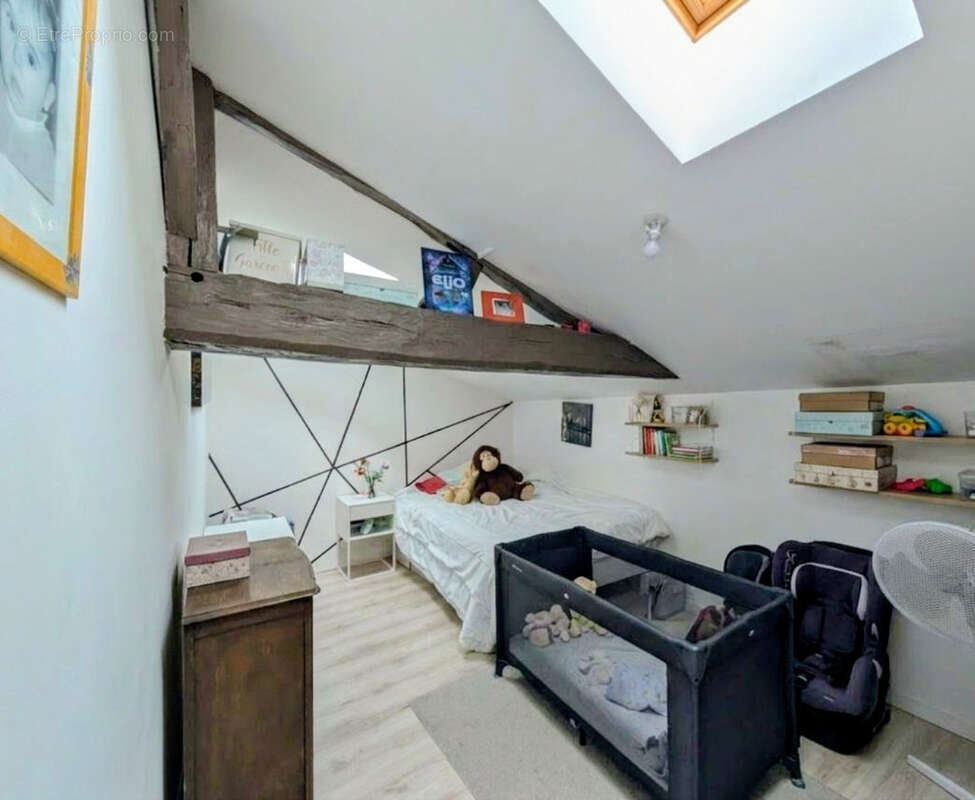 Maison à LES HERBIERS