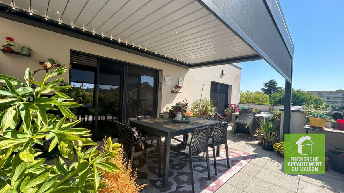 Appartement T4 Haut de Gamme avec Terrasse, Jacuzzi, Double Garage et Cave  à vendre à Tignieu-Jameyzieu - photo 2