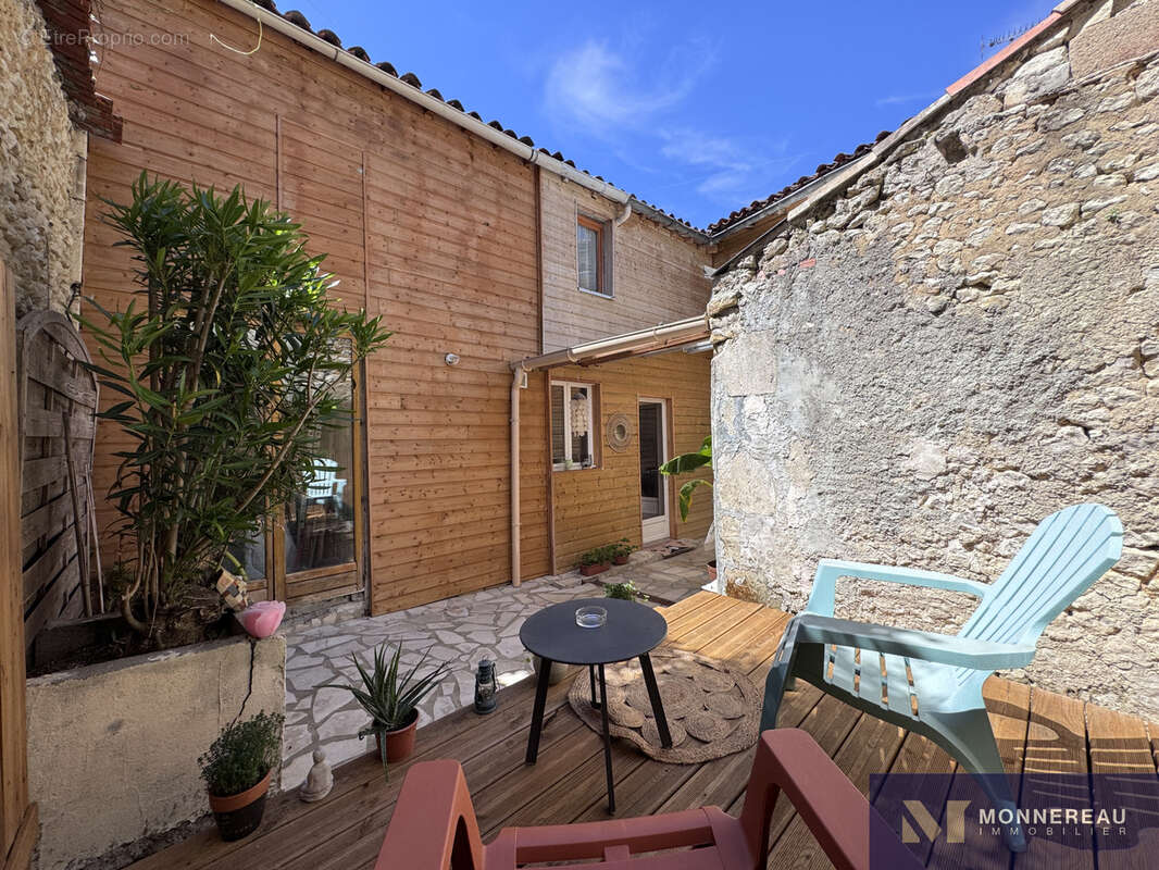 Maison de ville avec cour - photo 3