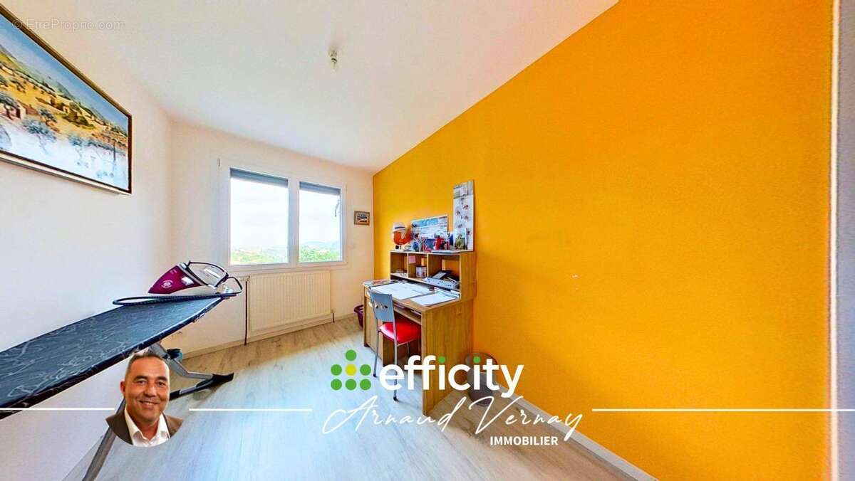Maison 125 m² à Tarare  - photo 9