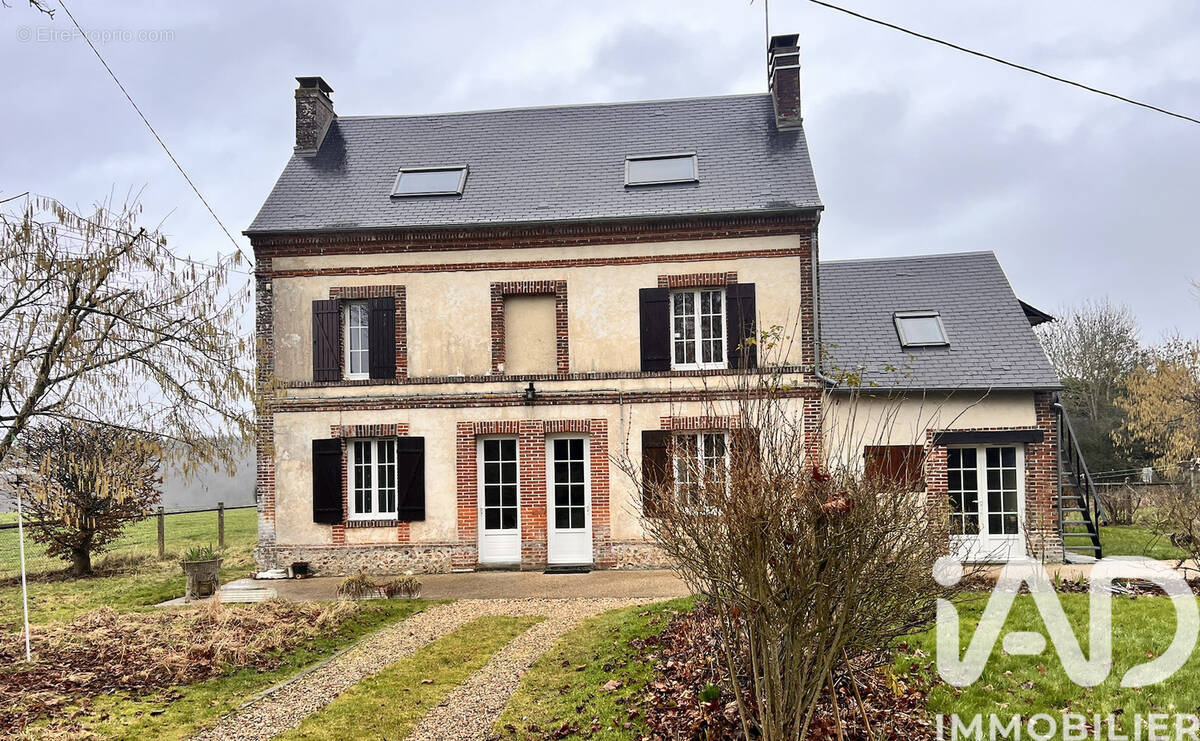 Photo 1 - Maison à SAINT-GERMAIN-LA-CAMPAGNE