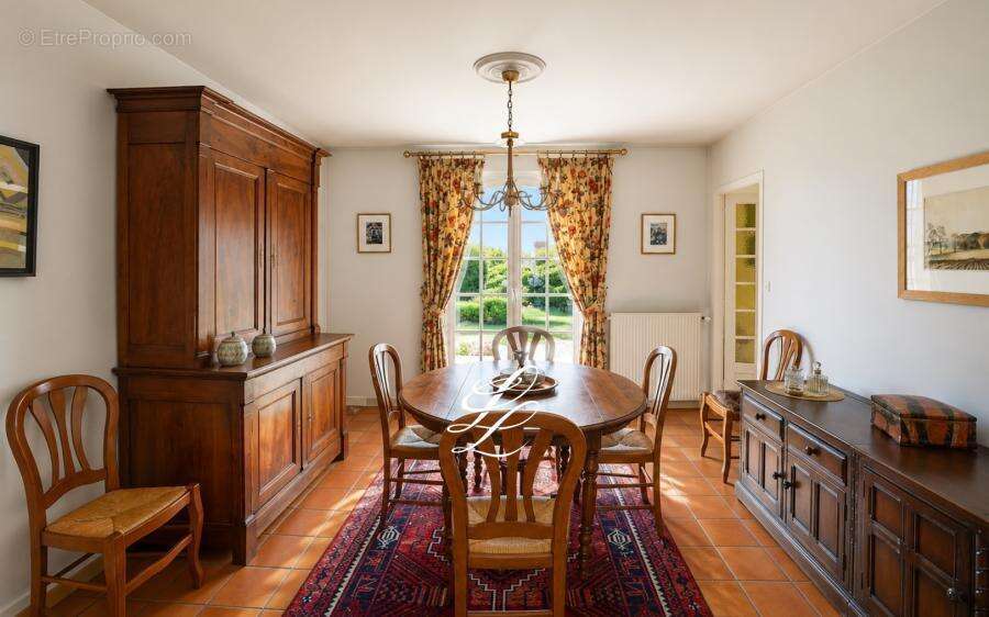 Maison 175 m² à Laigne-En-Belin  - photo 65