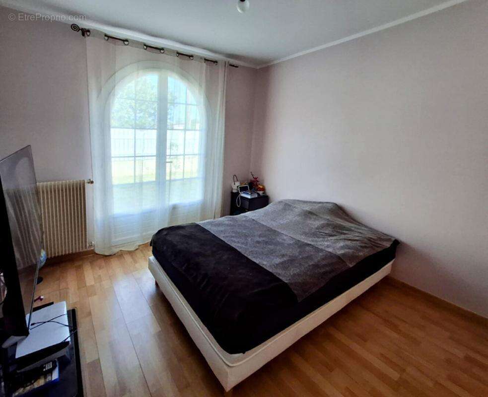 Maison à AMBES