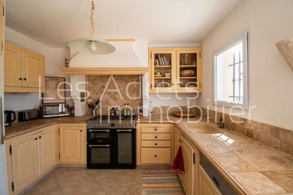 Maison à LES ADRETS-DE-L&#039;ESTEREL