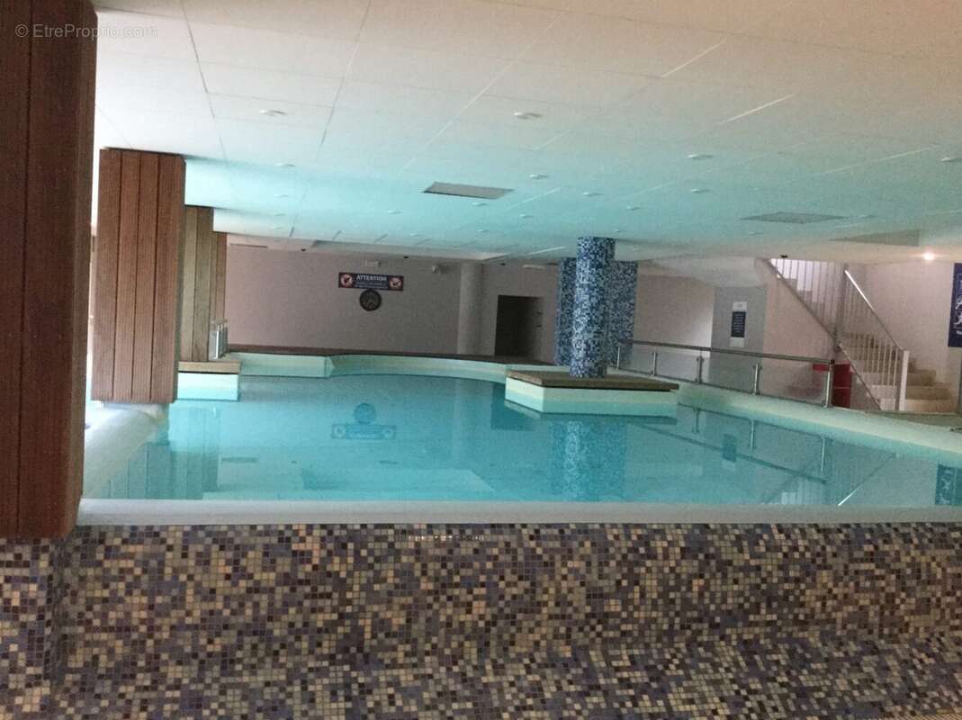 Appartement à ENTRAYGUES-SUR-TRUYERE