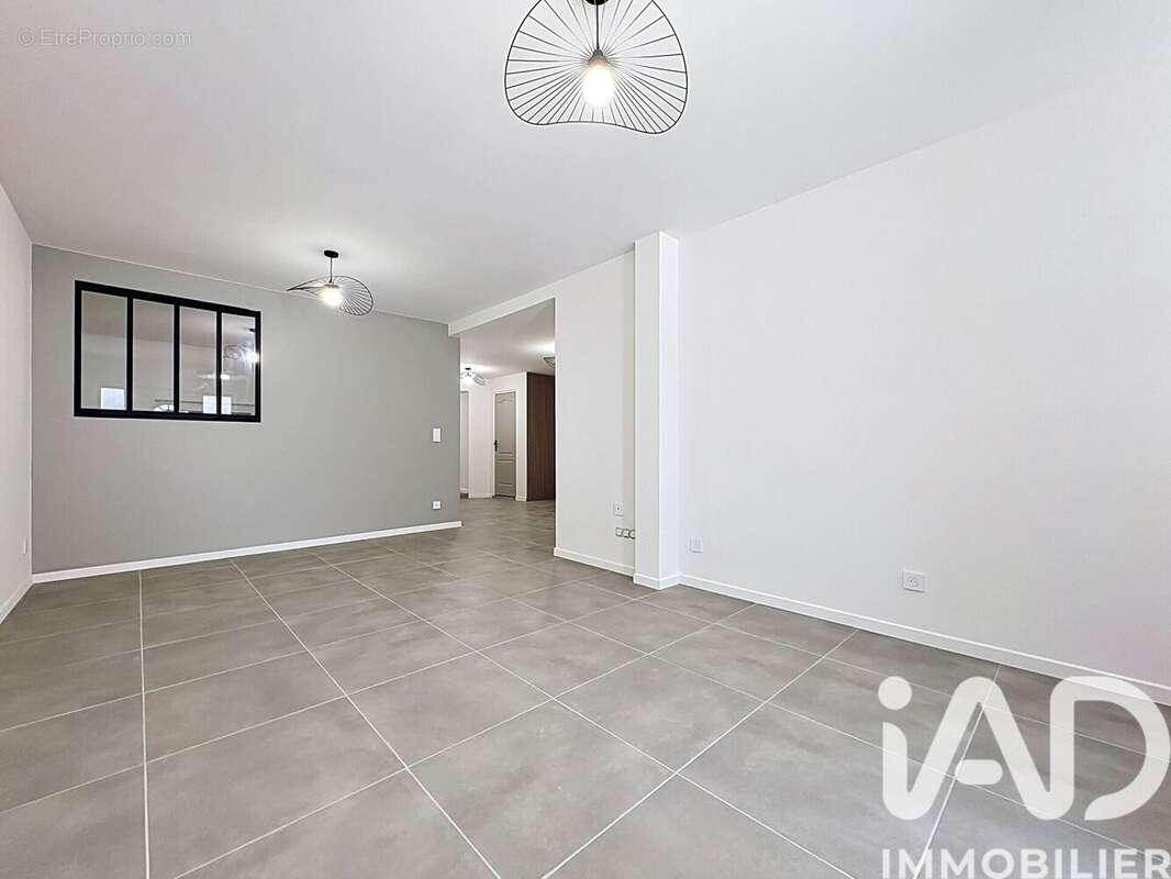 Appartement 82 m² à Cazouls-Les-Beziers  - photo 2