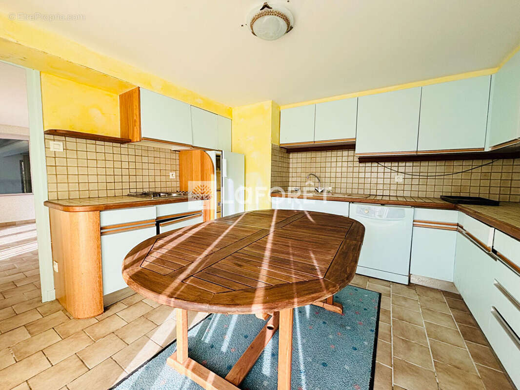 Maison à SAINT-MAURICE-LES-CHATEAUNEUF