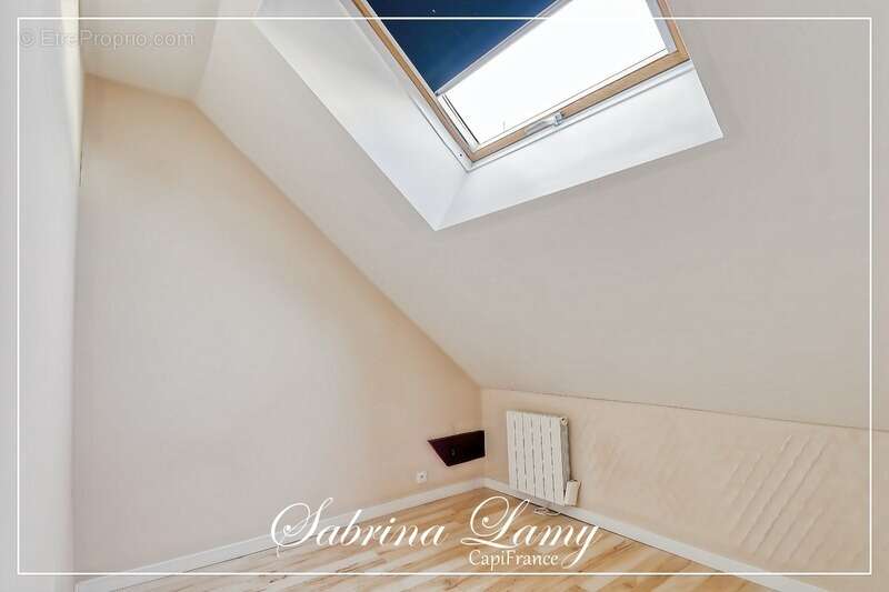 Maison à LE MESNIL-SUR-OGER