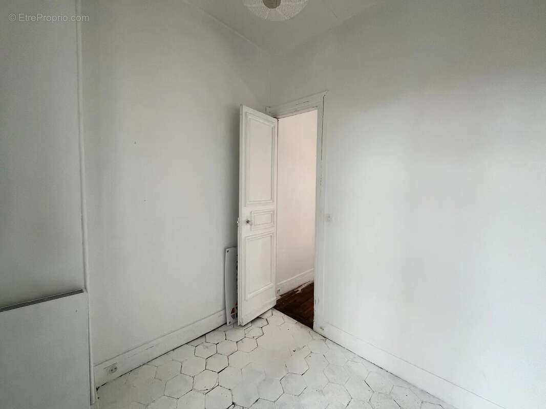 Appartement à PARIS-18E