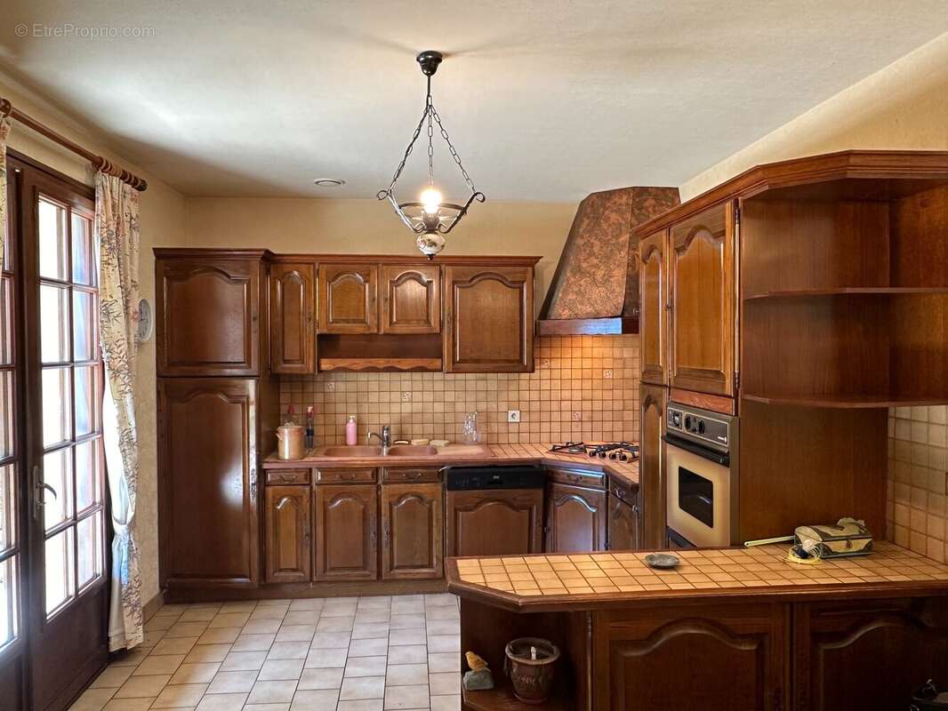 Maison à MONTGIVRAY