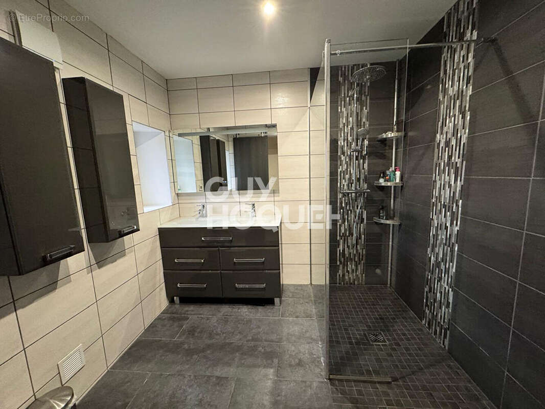 Maison à NEUVES-MAISONS