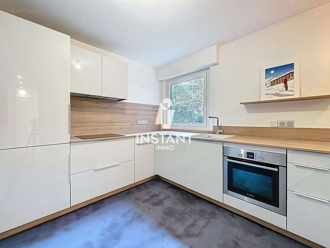 Appartement à PARIS-12E