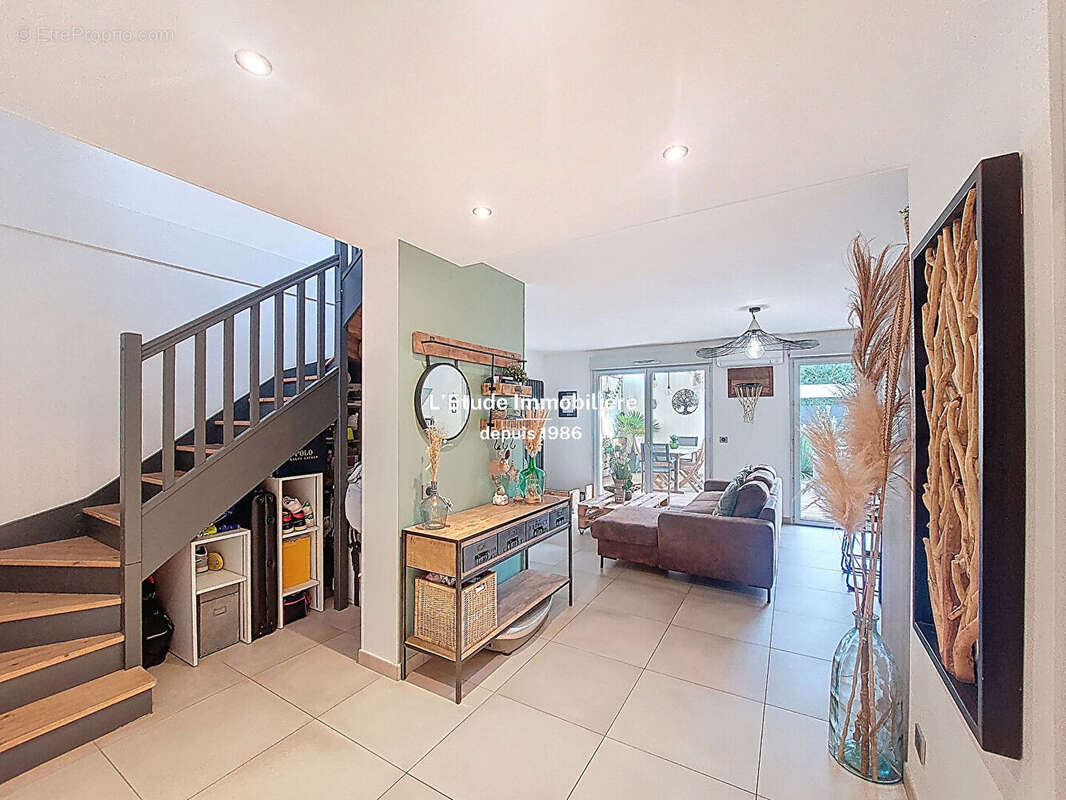 Maison à RILLIEUX-LA-PAPE