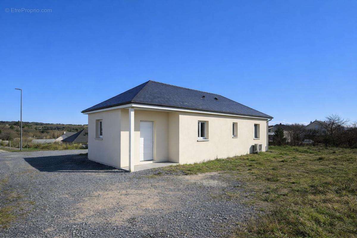 Maison à SALMIECH