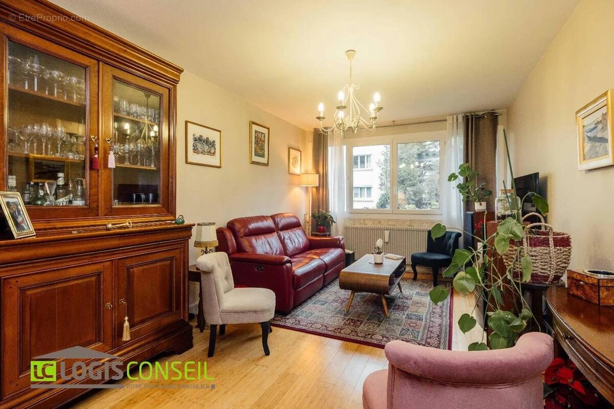 Appartement à CHATENAY-MALABRY