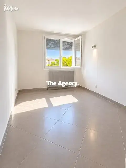 Appartement 4 pièces 64 m² à vendre à Marseille-8e (13008) - photo 6