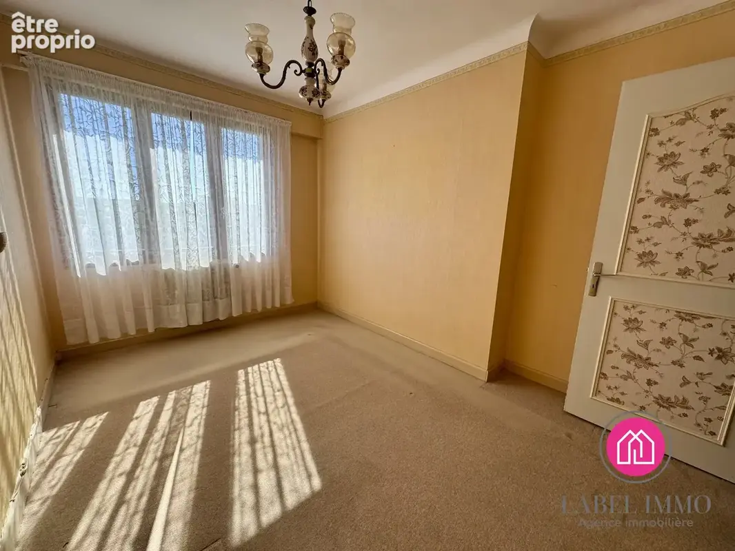 Maison 7 pièces 145 m² à vendre à Auberchicourt (59165) - photo 6