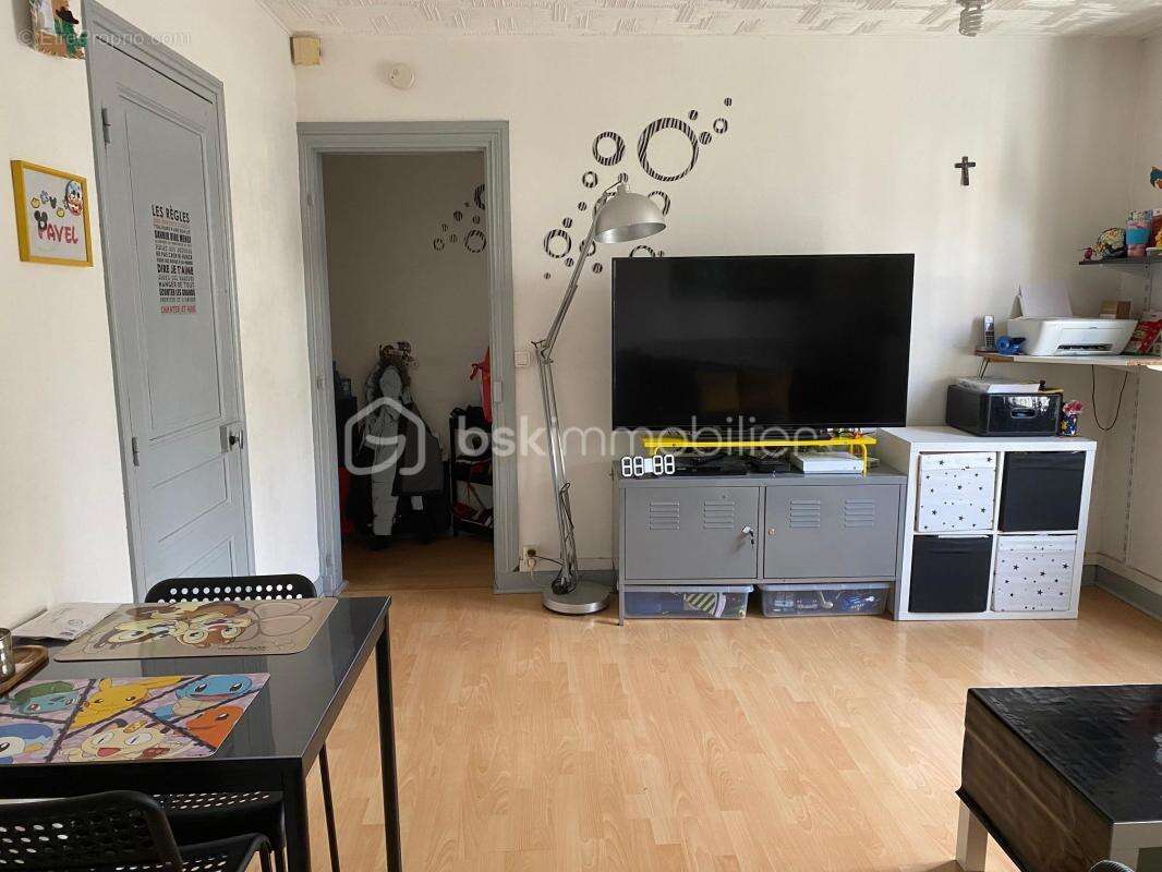 Appartement à CORBEIL-ESSONNES