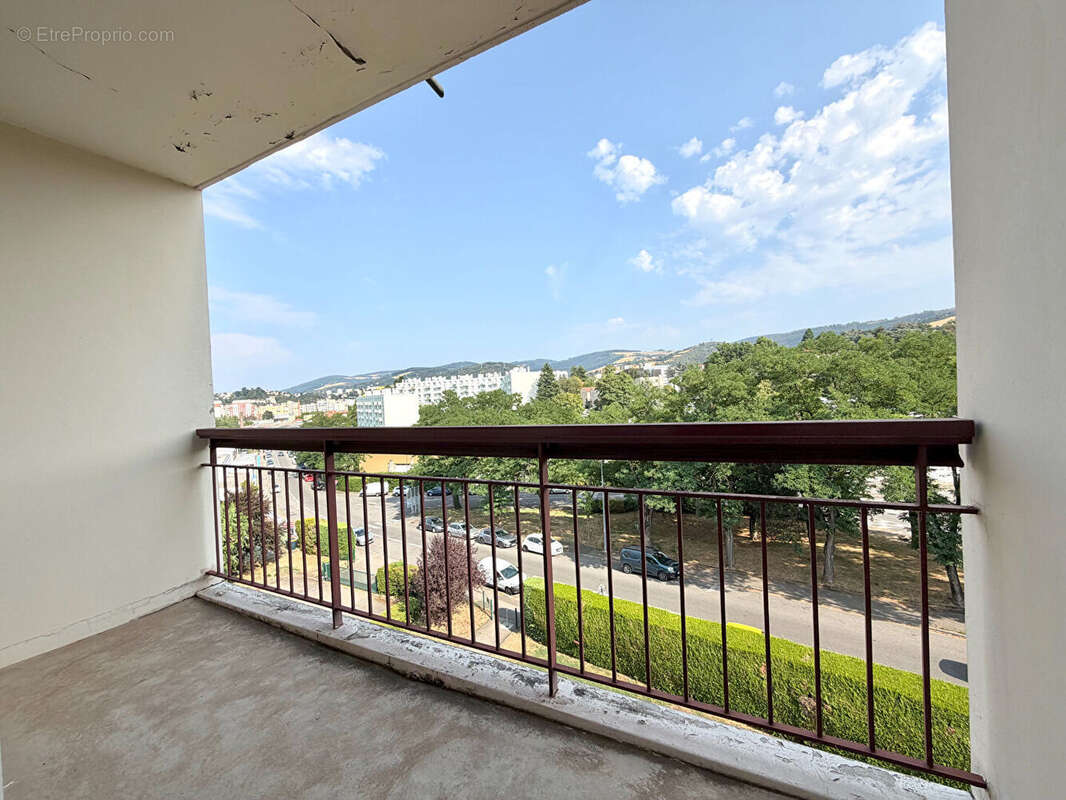 Appartement T2 de 54 m²  Dernier étage  Lumineux  Parking privé - photo 4