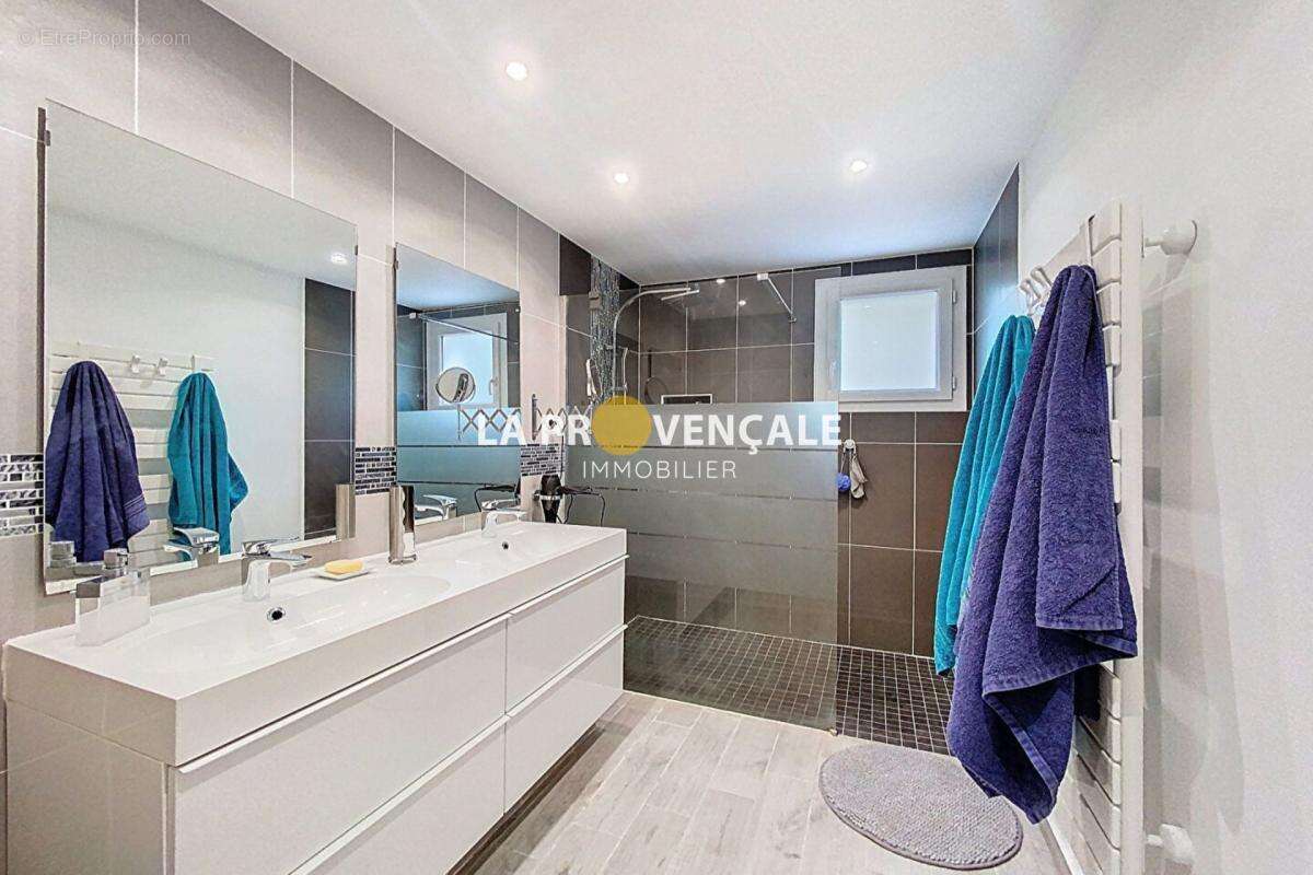 Appartement à GARDANNE