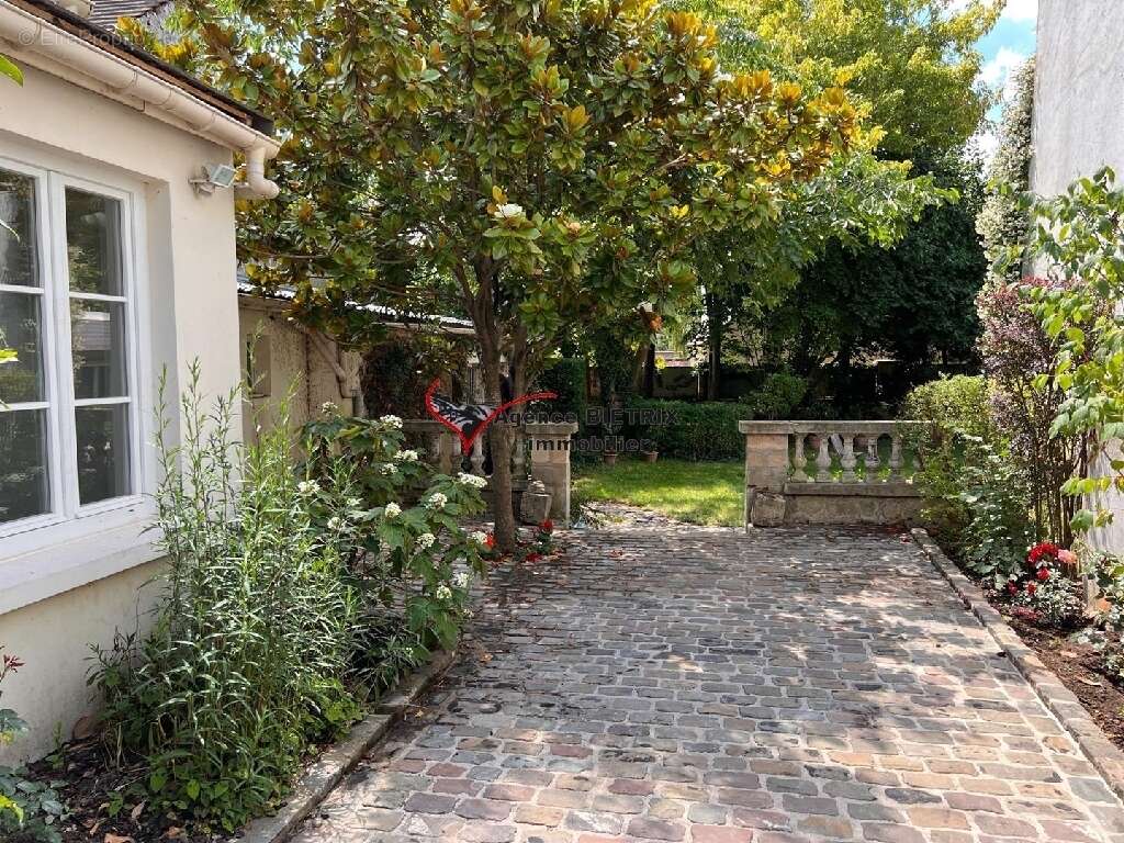 Maison à L'ISLE-ADAM