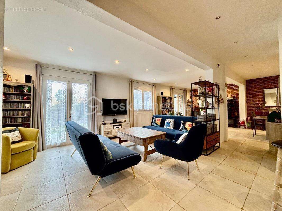 Maison à BONNEUIL-SUR-MARNE