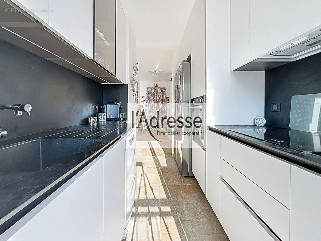 Appartement à VALLAURIS