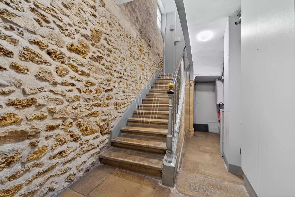 Appartement à PARIS-7E