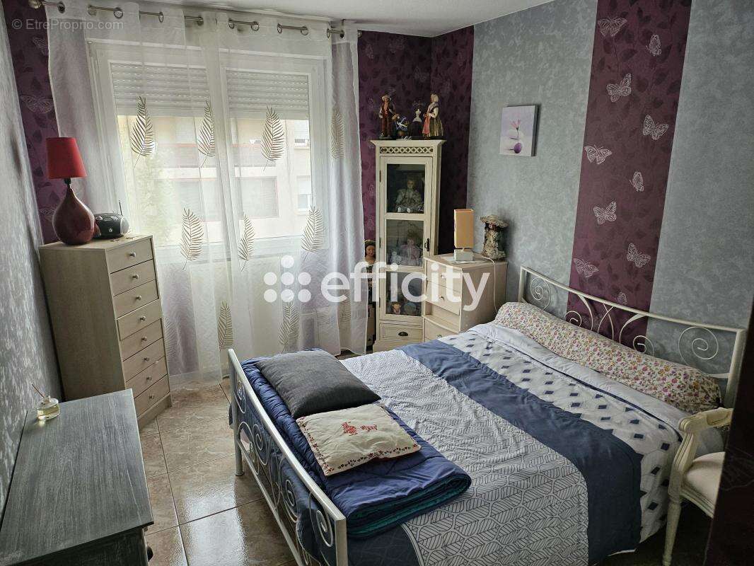 Appartement à DECINES-CHARPIEU