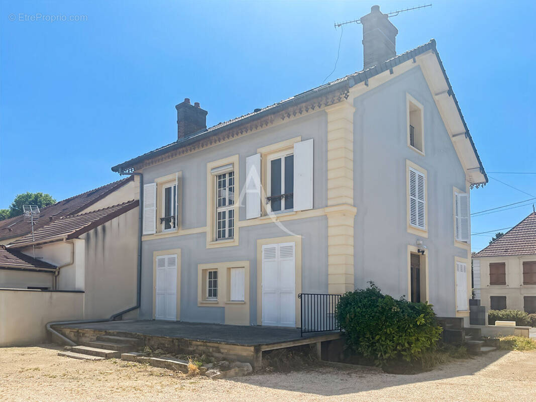 Appartement à MORMANT