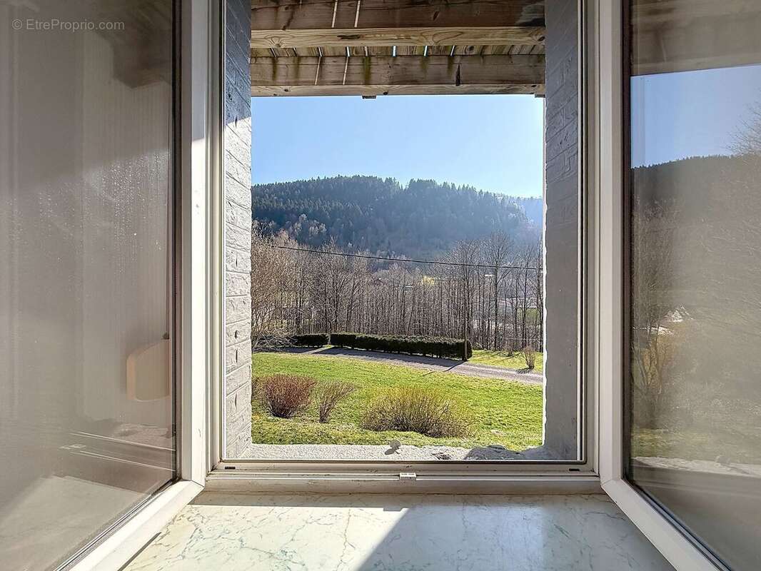 Appartement à LA BRESSE