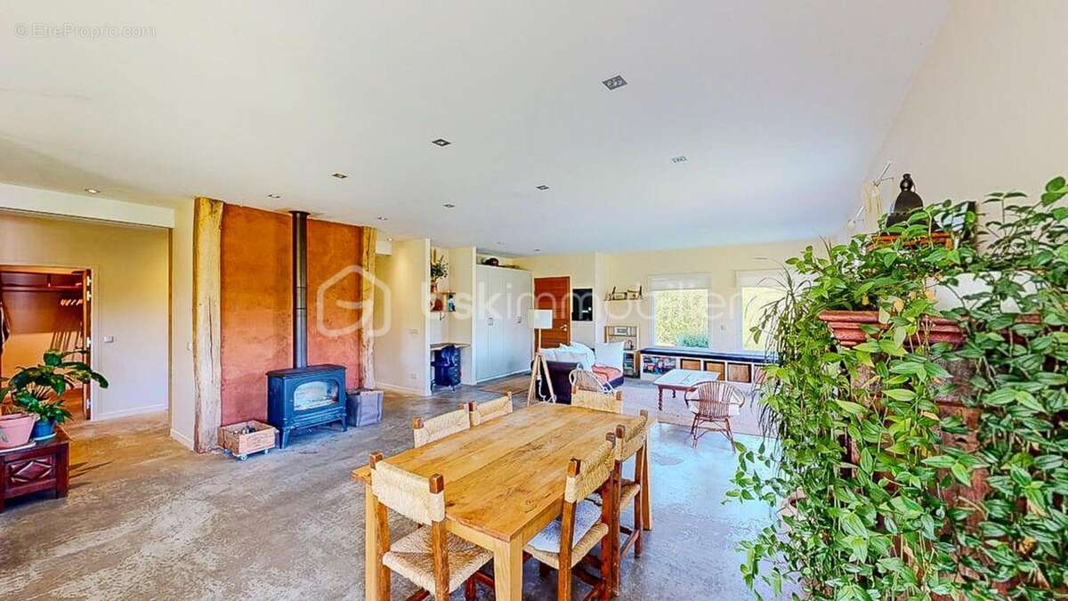 Maison de plain-pied de 2015 avec un T2 indépendant - photo 9