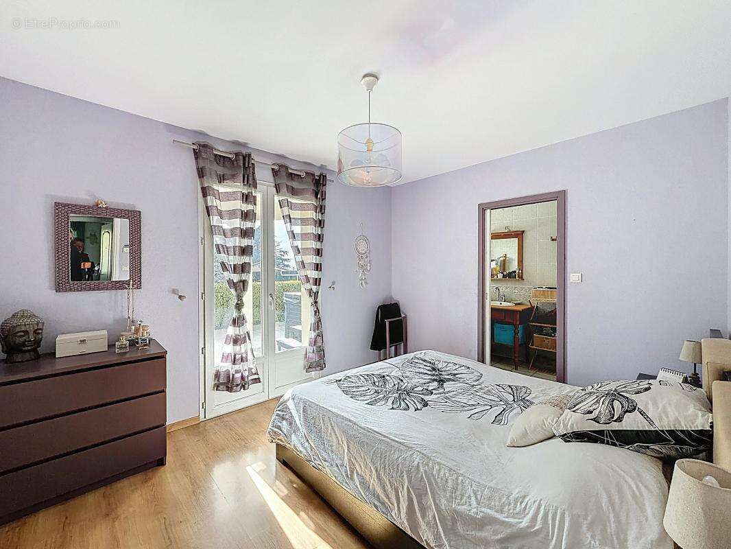 Maison à SAINT-MARTIN-LA-PLAINE